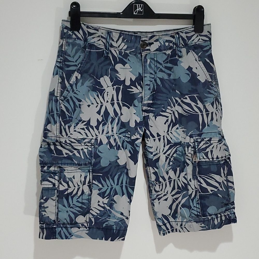 LEVI'S 30x13 slim cargo shorts